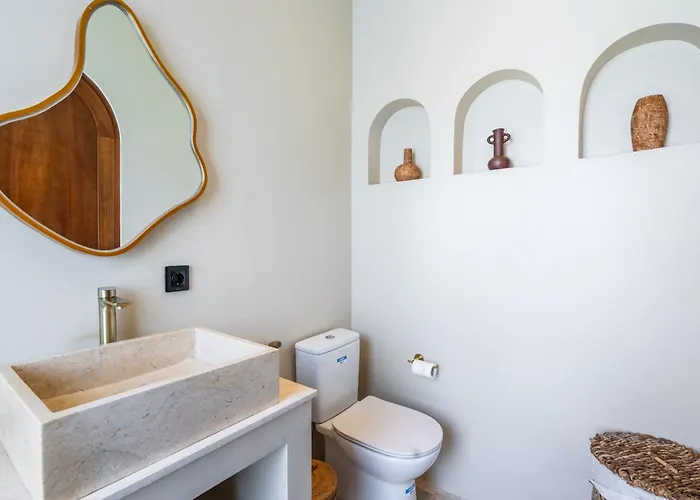 Amani 2 New, Luxury, Mediterranean, Private Pool,